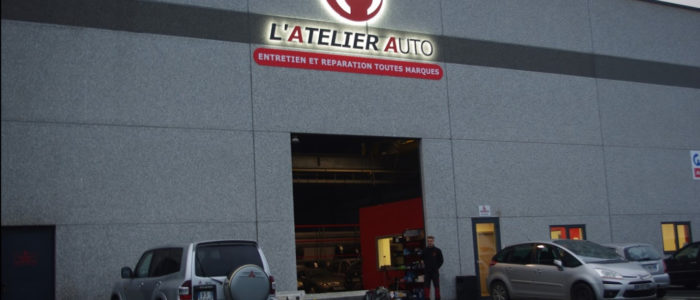 Devanture atelier auto